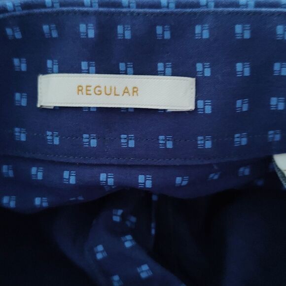 Arrow navy button down dress shirt sz 16.5 (42) - Picture 5 of 6